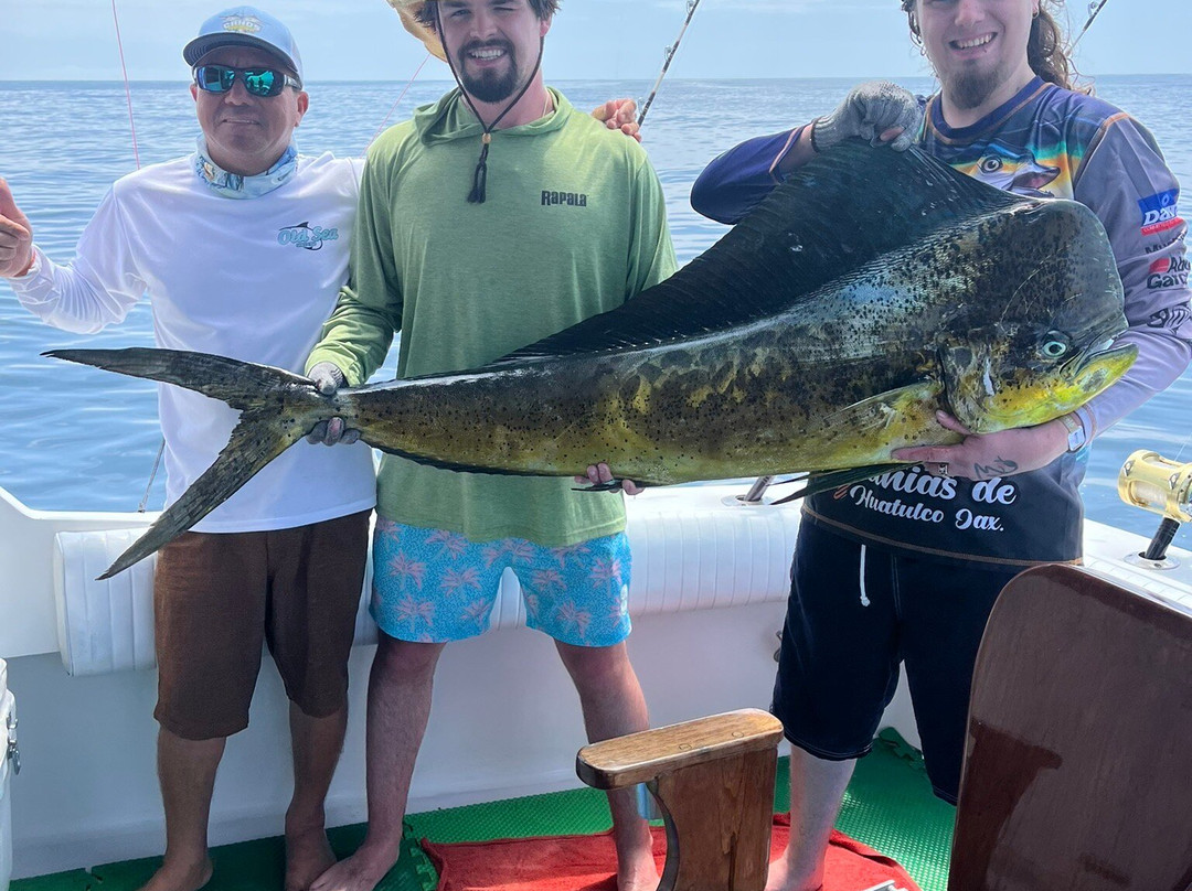 Fishing With Tico Huatulco-Crucecita必去景点