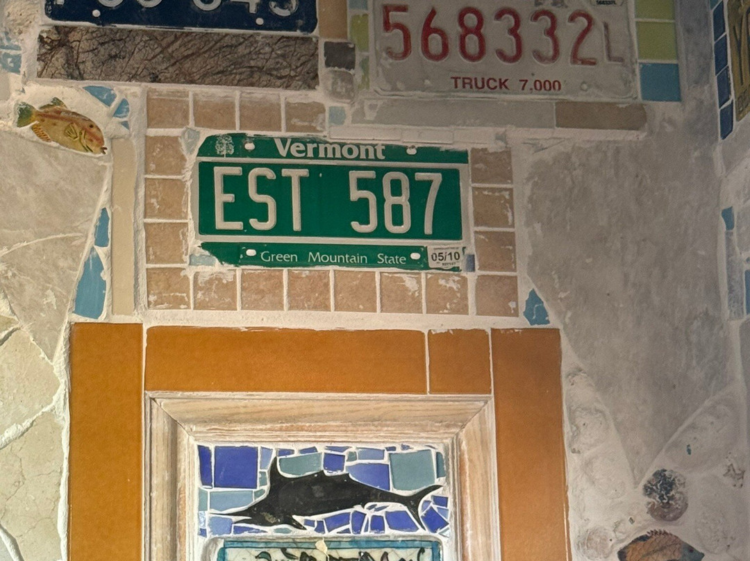 Dolphin House Museum景点图片