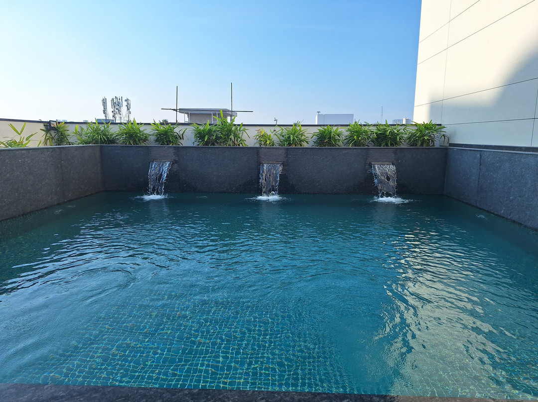 Park Inn & Suites By Radisson Thrissur East Fort