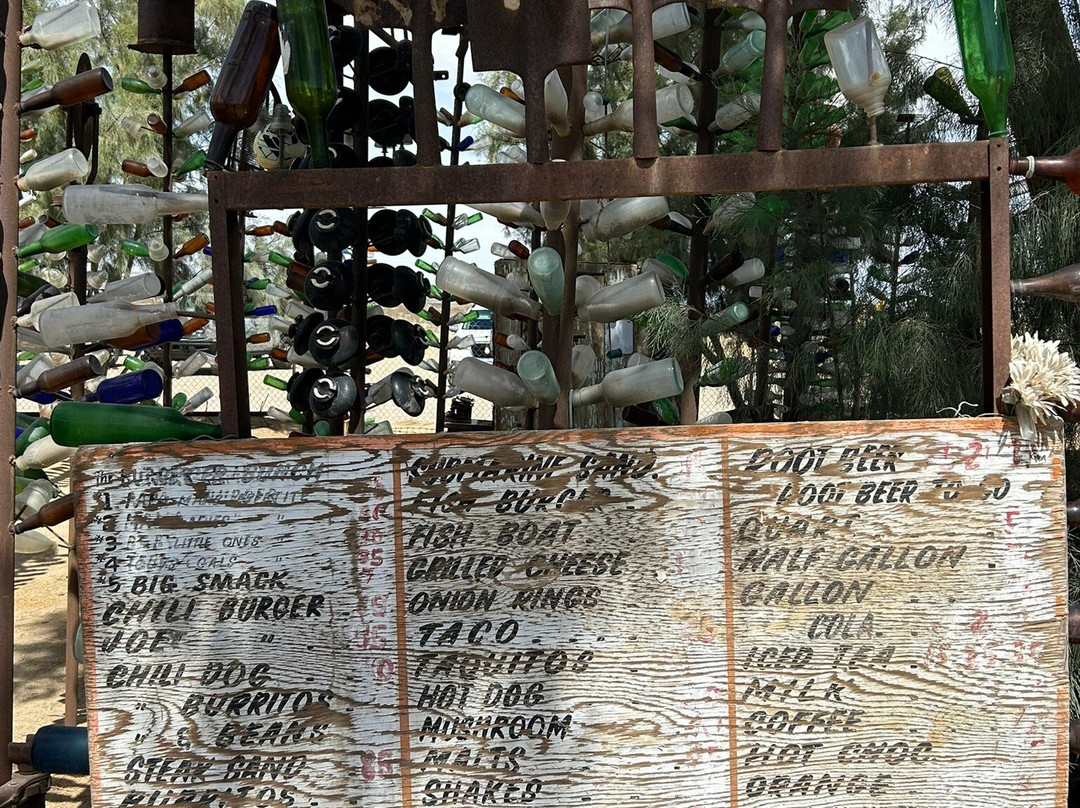 Elmer Long's Bottle Tree Ranch景点图片