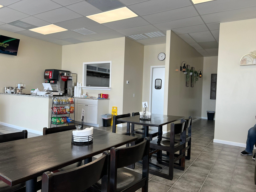 Leti Bee Hamburgers And More