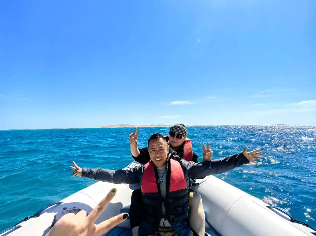 Dive with Luka-赫尔格达必去景点