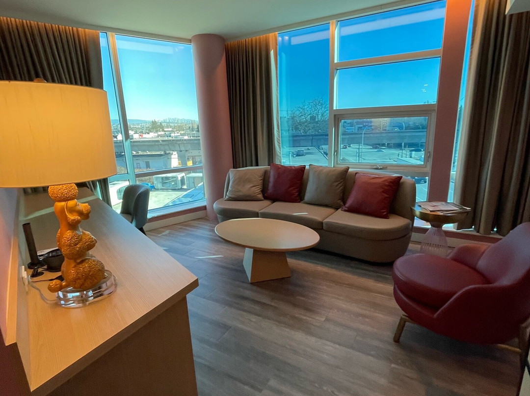 Versante Hotel主图