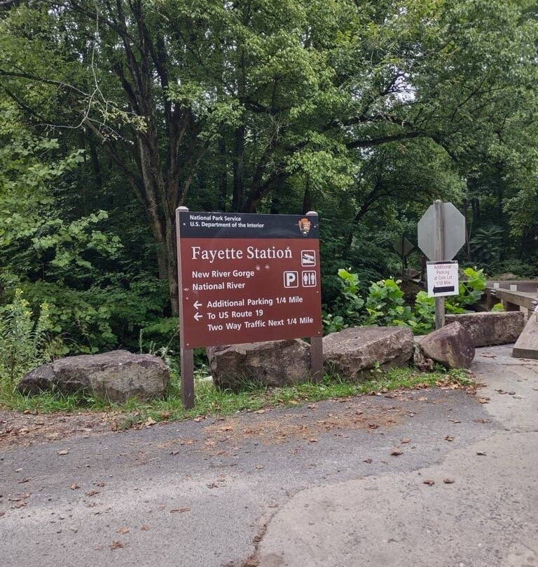 Wolf Creek Falls-Fayetteville必去景点