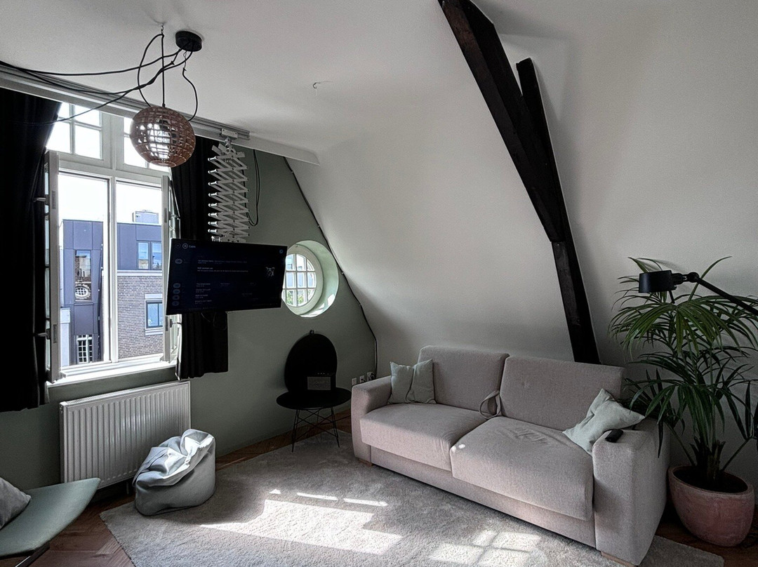 The Duke Boutique Apartments主图