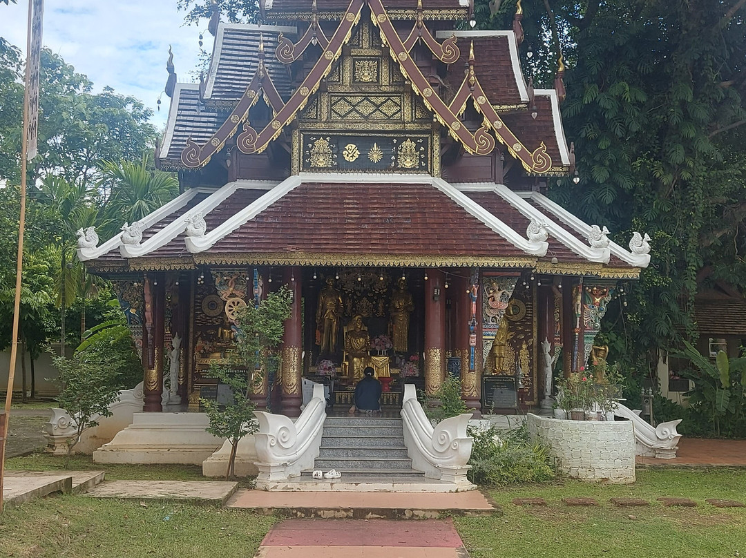 Wat Pa Daraphirom Temple景点图片