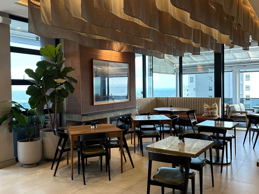 Latitude Aparthotel by Totalstay主图