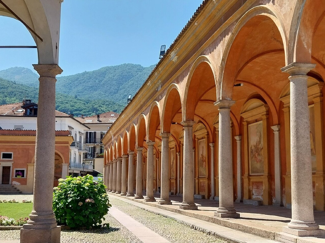 丽都拉佩拉尼拉酒店主图