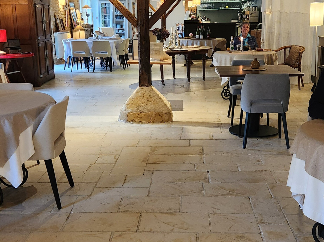 罗马别墅酒店主图