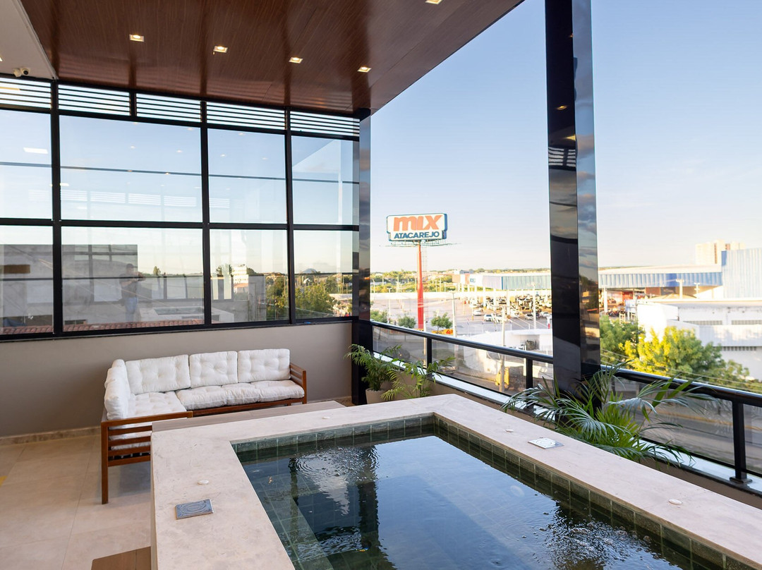 Aira Hotel