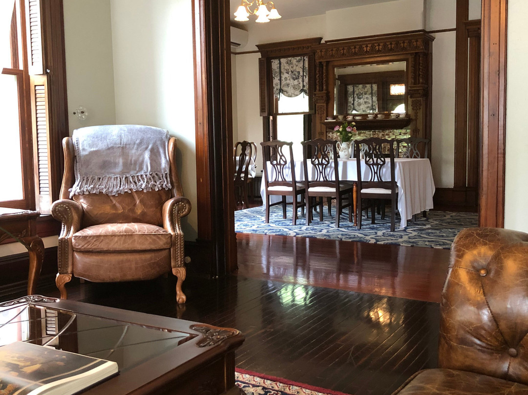 Gage Mansion Bed & Breakfast主图