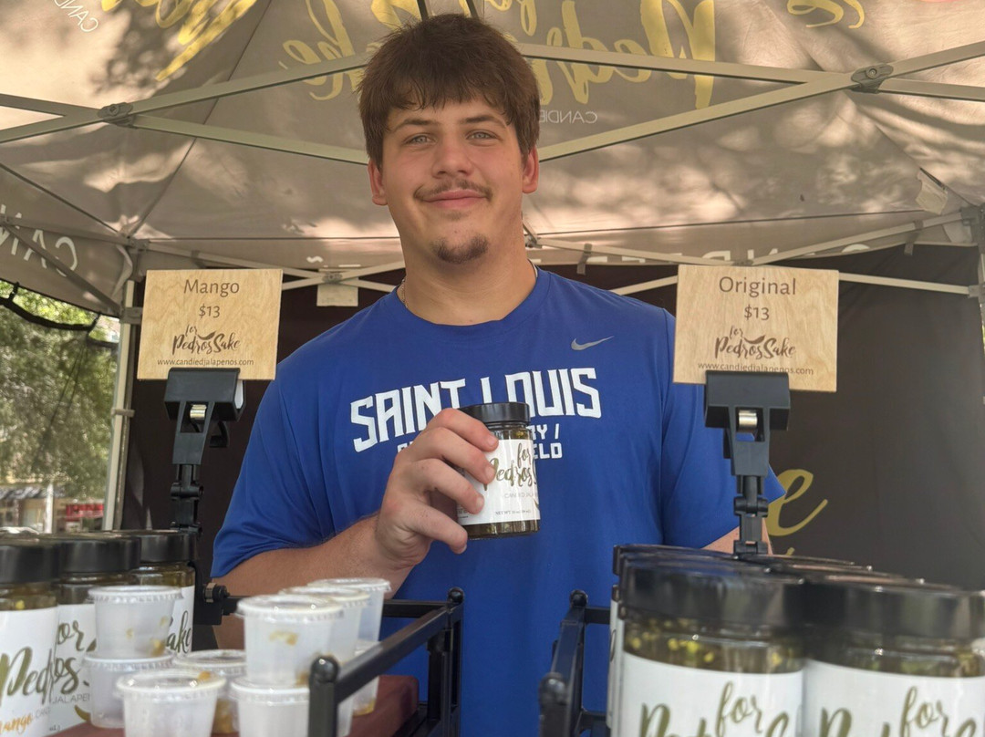 St Petersburg Saturday Morning Market-圣彼德斯堡必去景点