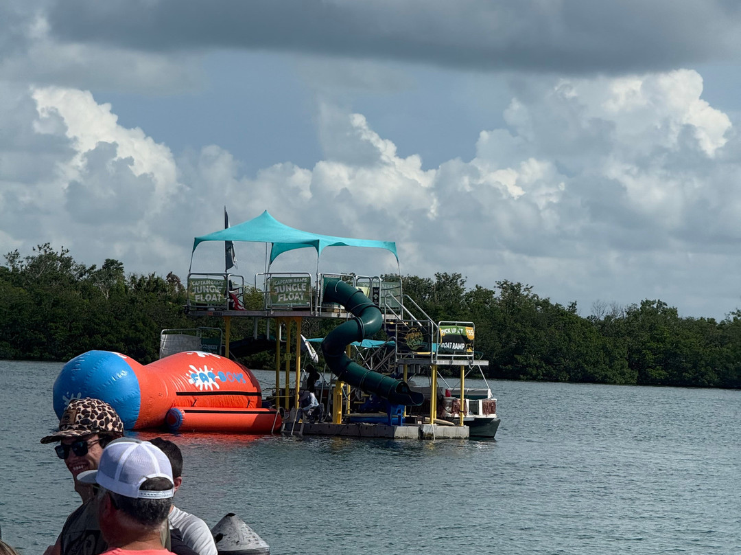Captain Bam's Jungle Float-布雷登顿必去景点