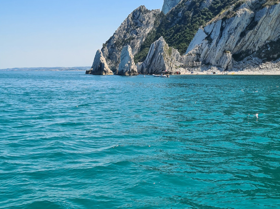 Conero in Barca-努马纳必去景点