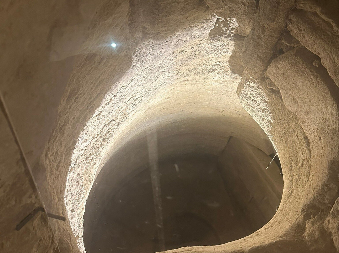 Caves du Palais Saint Firmin-戈尔德必去景点