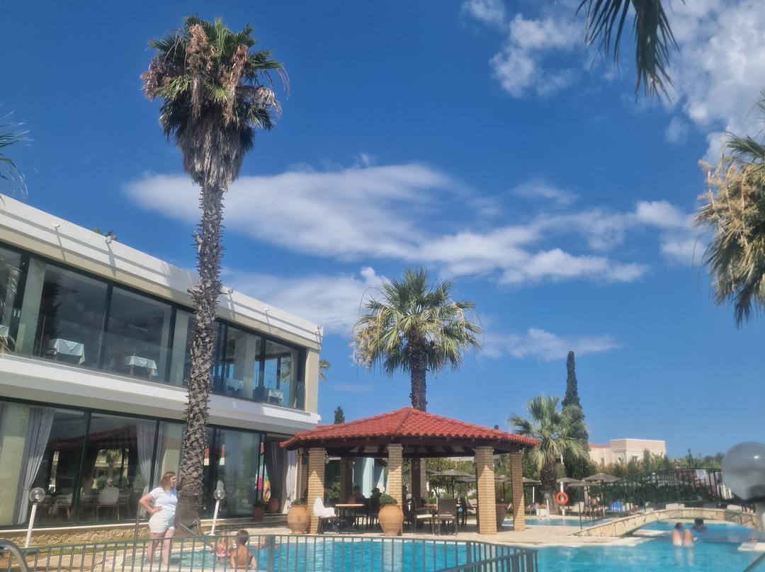 鲁斯塔酒店主图