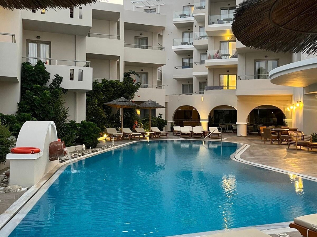 Parasol Luxury Hotel & Suites主图