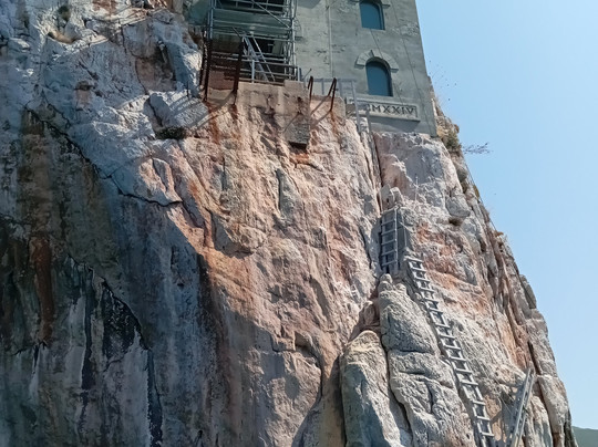 Trentaremi-撒丁岛必去景点