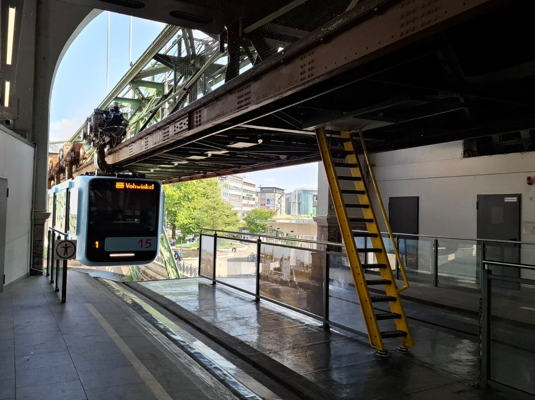 Wuppertaler Schwebebahn-伍珀塔尔必去景点