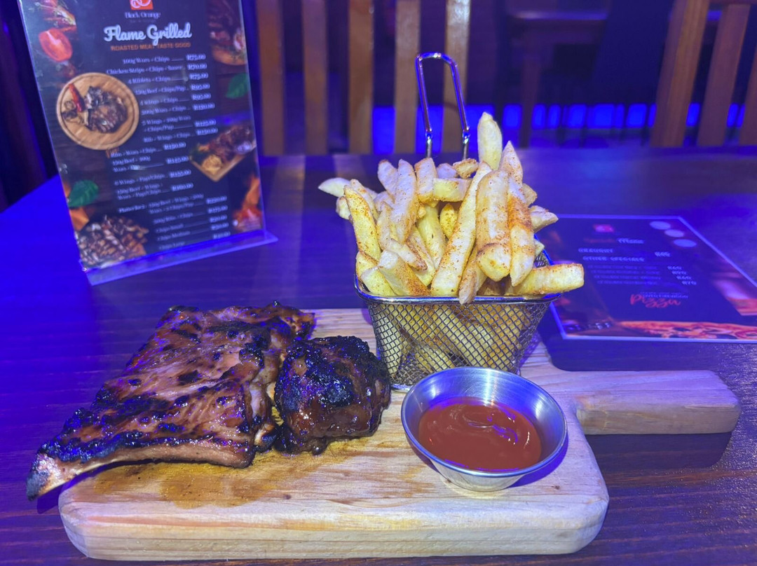 Black Orange Lounge & Bar