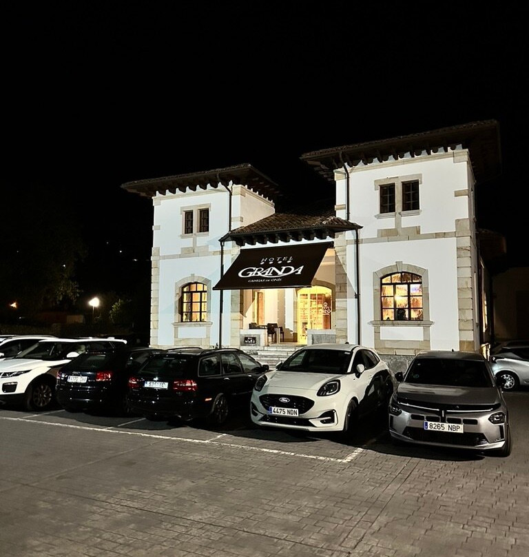 格兰达酒店主图