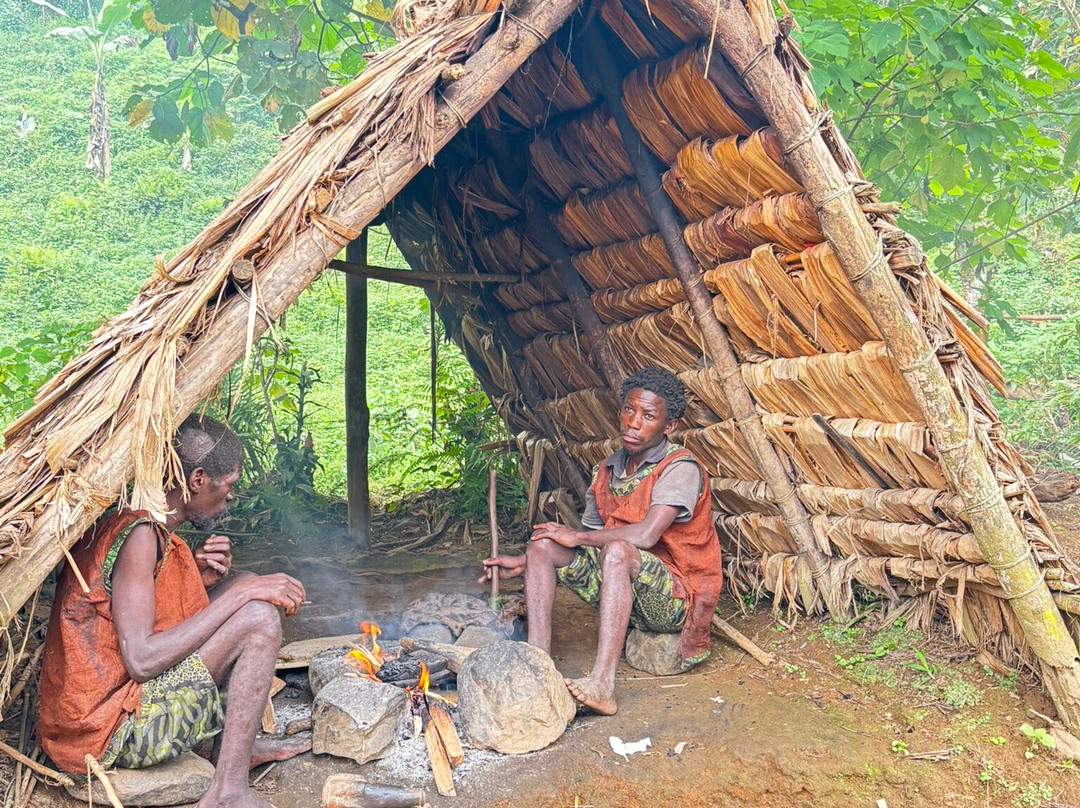 Batwa Experience-布恩迪难以穿越的国家公园必去景点