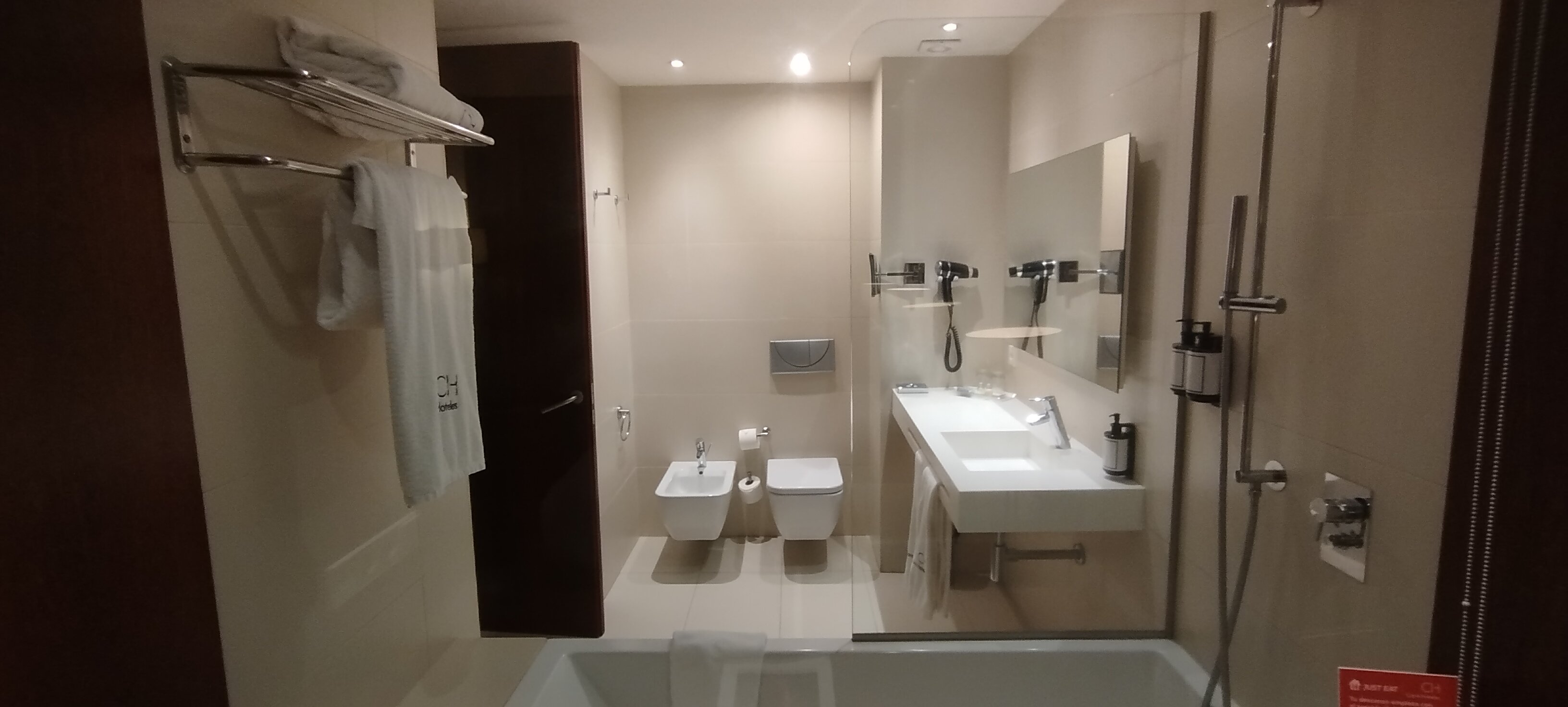 Hotel Carrís Marineda-浴室