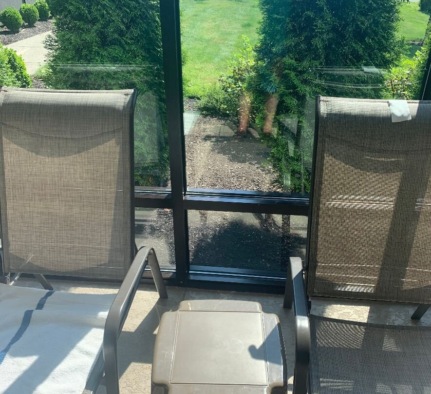 Evergreen Inn And Suites主图