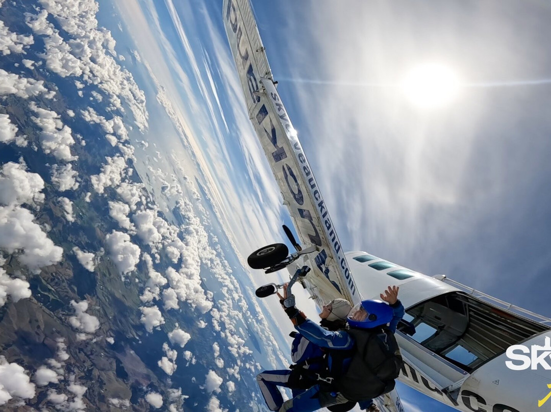 奥克兰高空跳伞-奥克兰中心地区必去景点