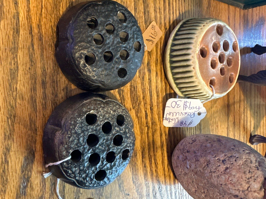 Two Old Goats Antiques-Trenton必去景点