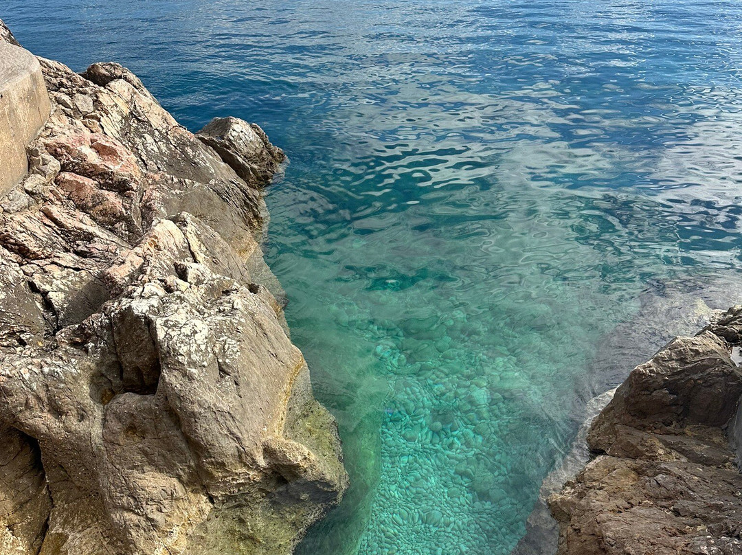 Zgribnica Beach-Vrbnik必去景点
