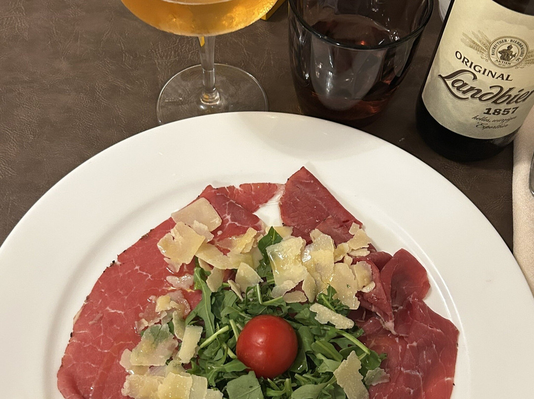 Cimon Dolomites Hotel主图