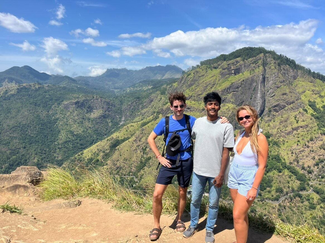 Zeylona Tours & Travels