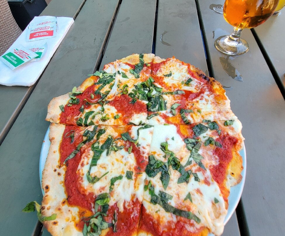 Mad Pursuit Brewing Company-霍利斯特必去景点