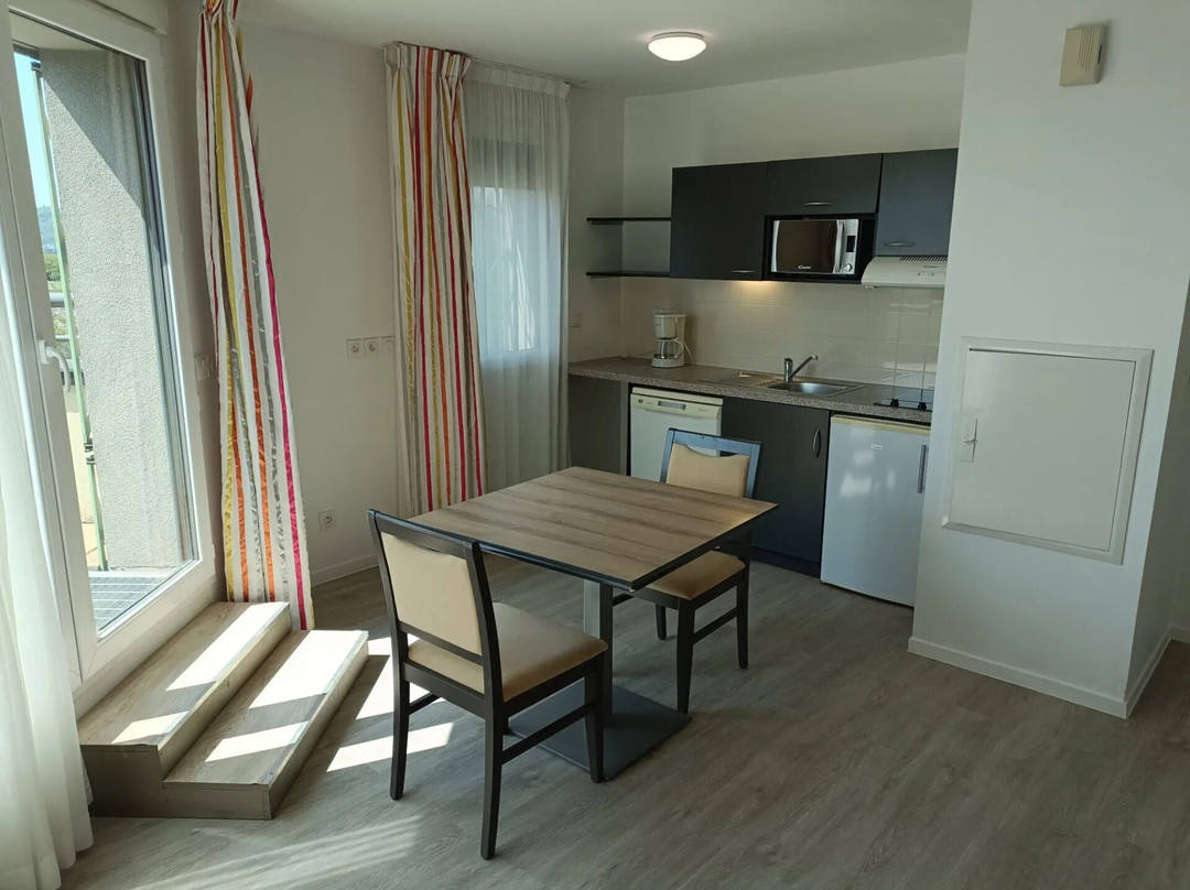 Terres De France - Appart Hotel Rouen Flaubert