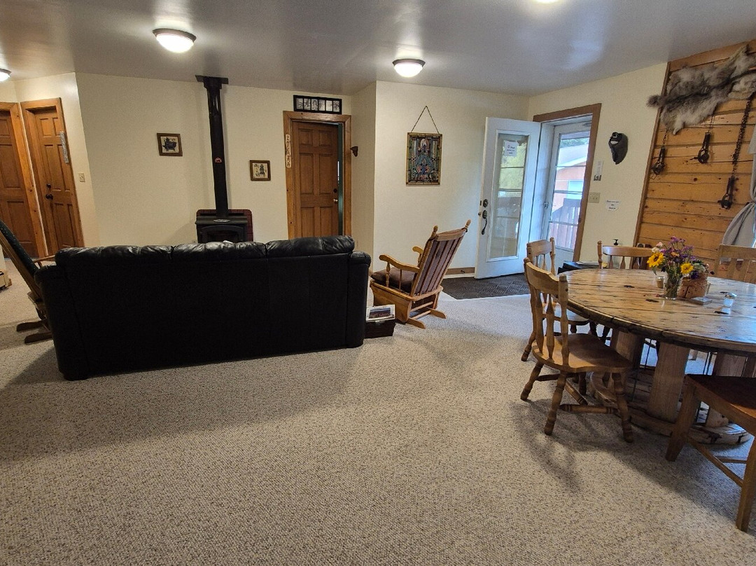 Antler's Rest Bed and Breakfast主图