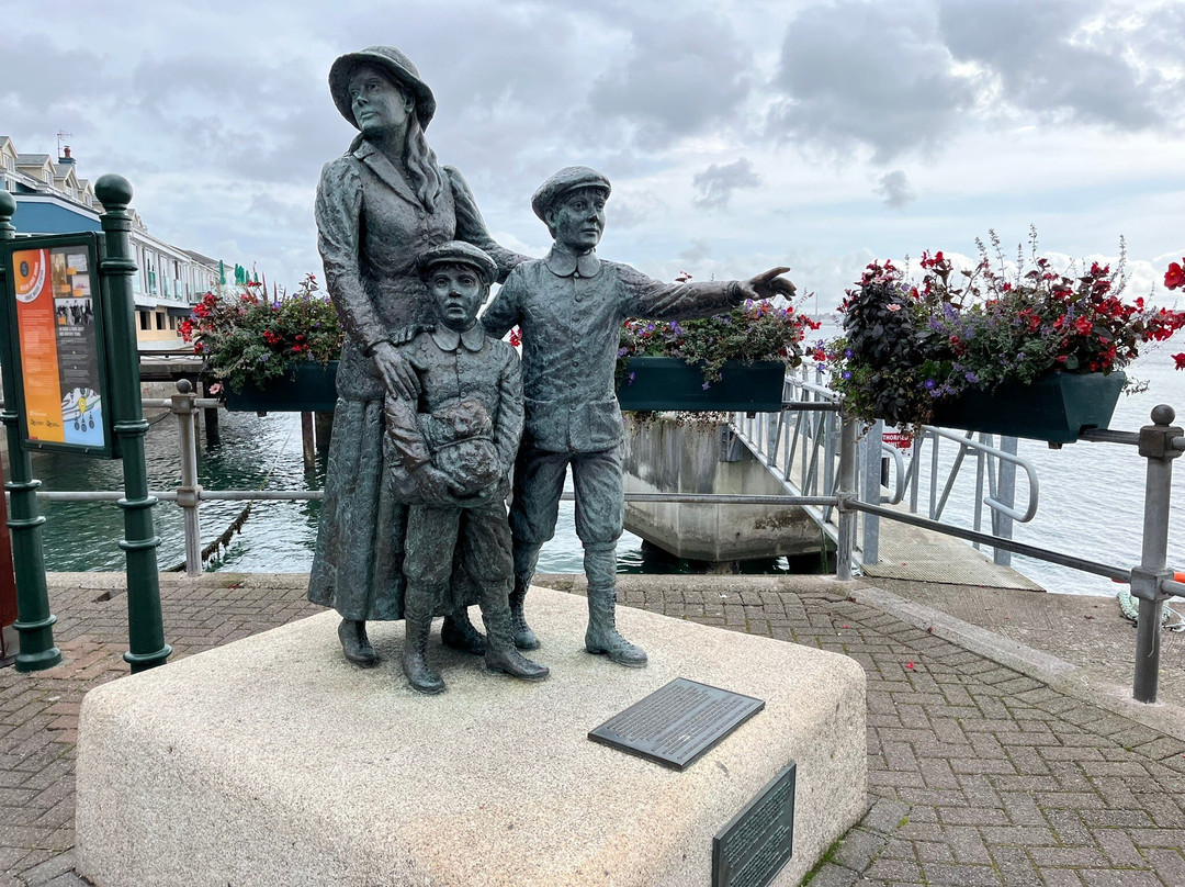 Annie Moore Statue-科夫必去景点