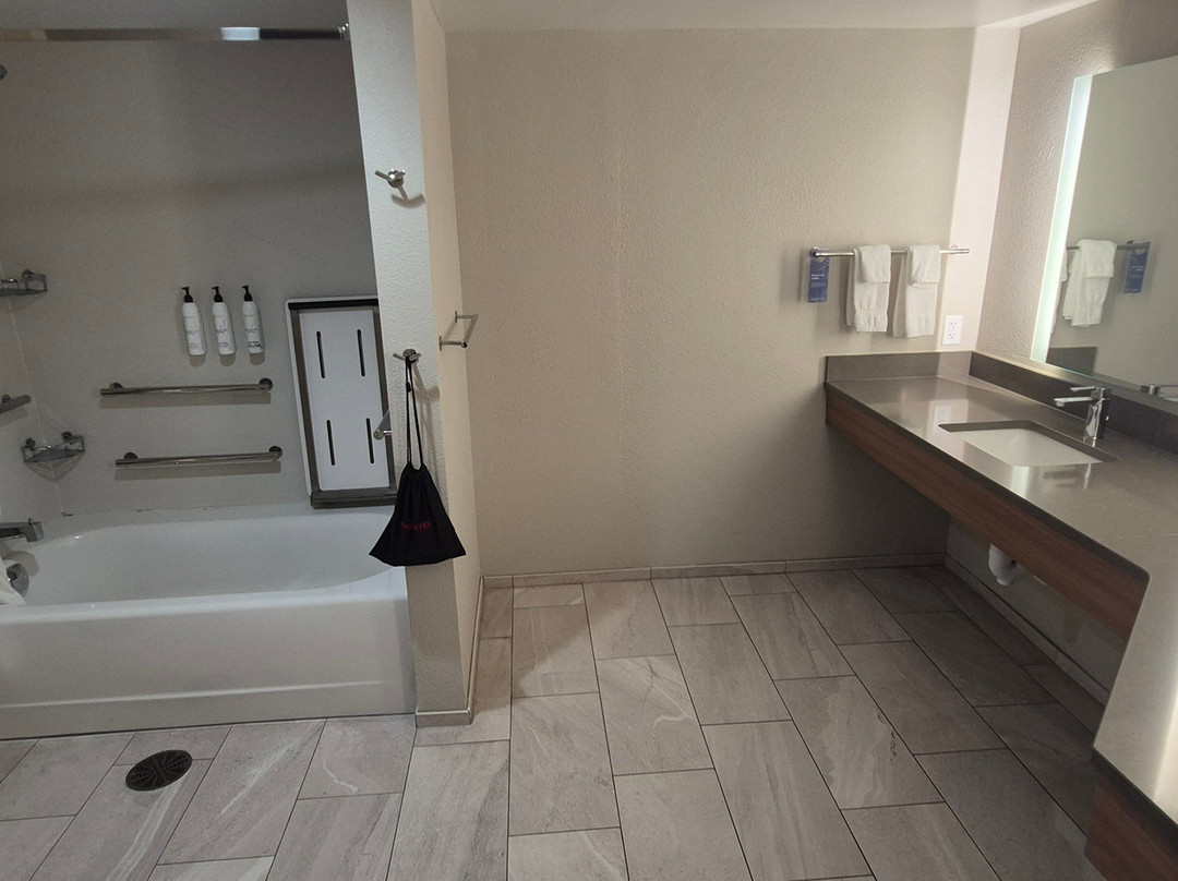 Fairfield Inn & Suites Charleston主图