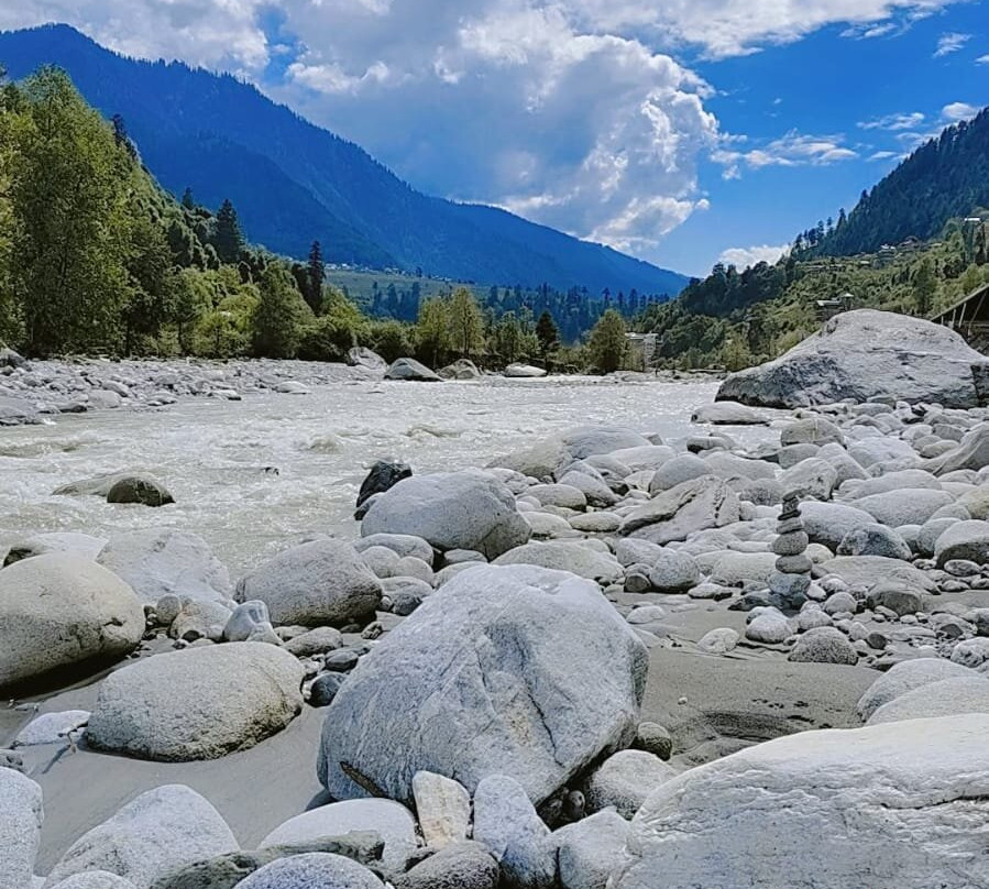 My Himachal Travel - MHT CABS-昌迪加必去景点