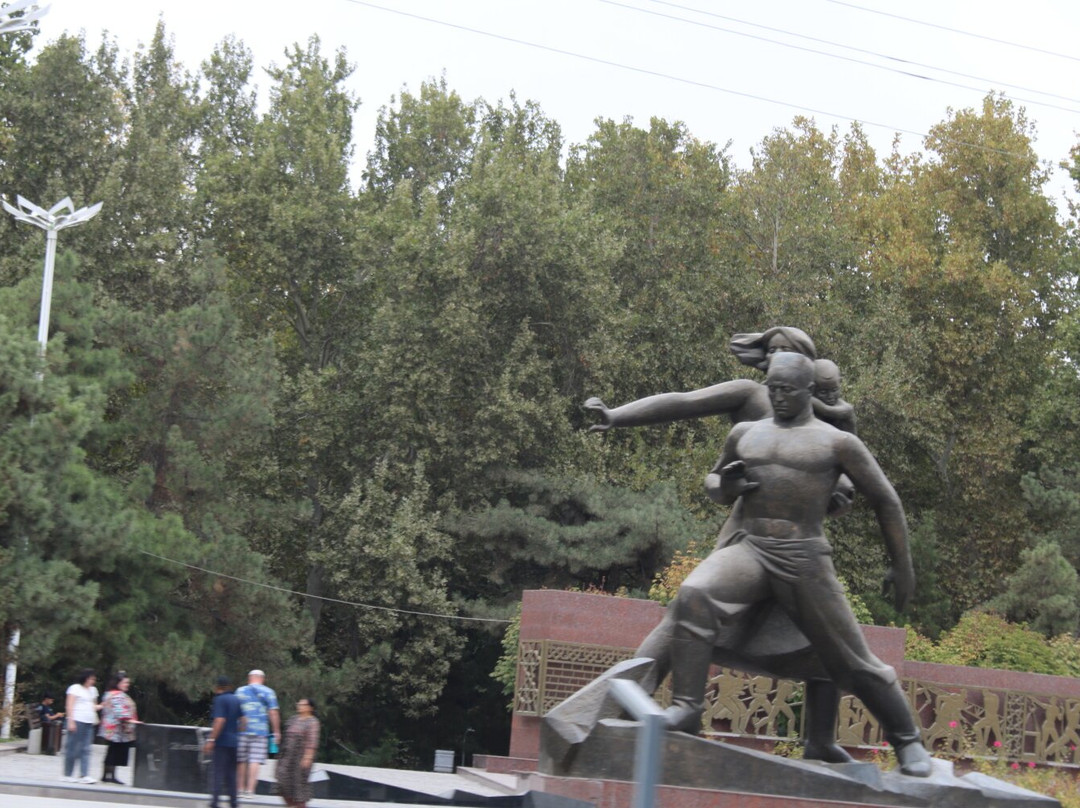 Courage Earthquake Memorial-塔什干必去景点