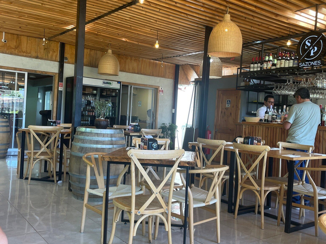 restaurant sazones del peru