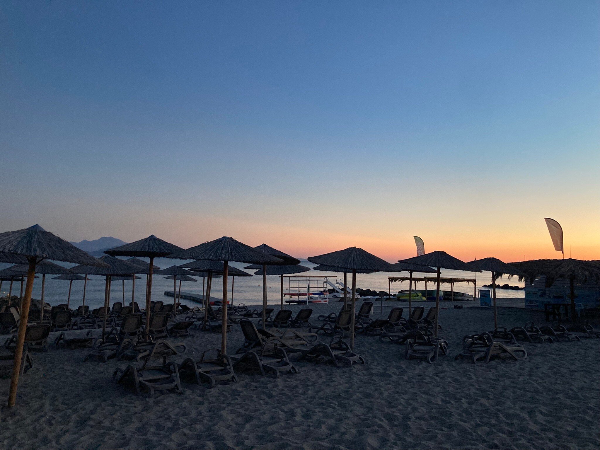 Porto Bello Beach-官方