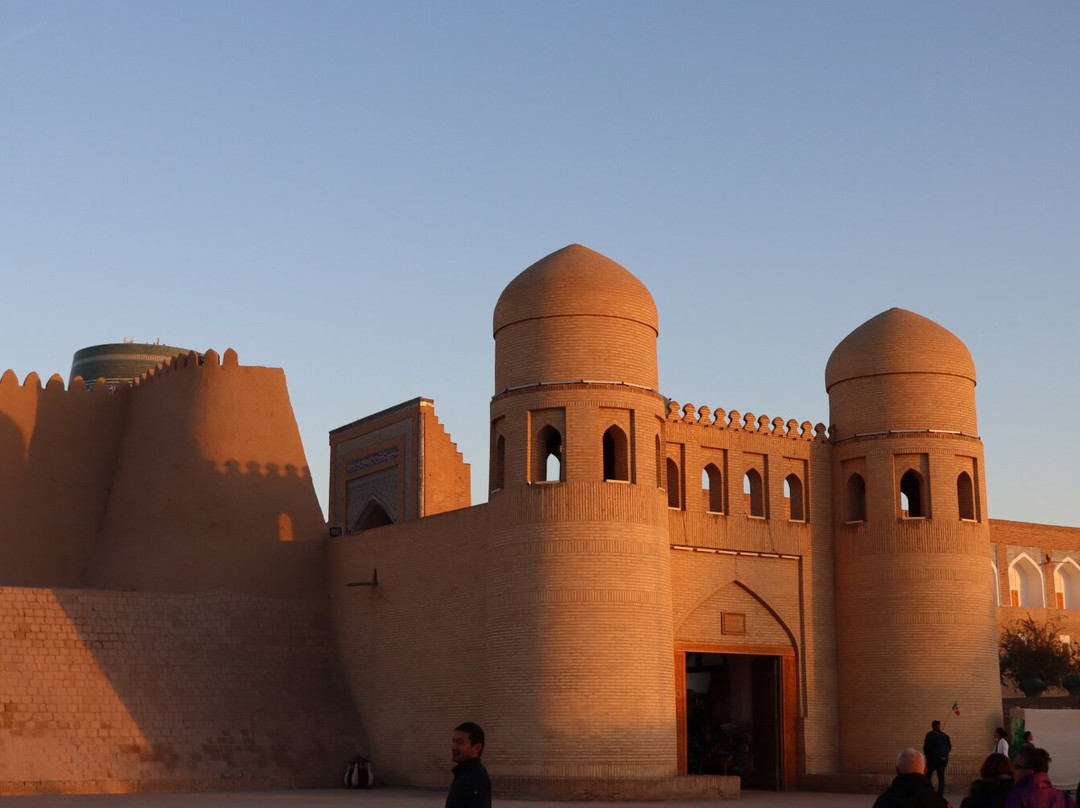 Ota Darvoza-希瓦必去景点