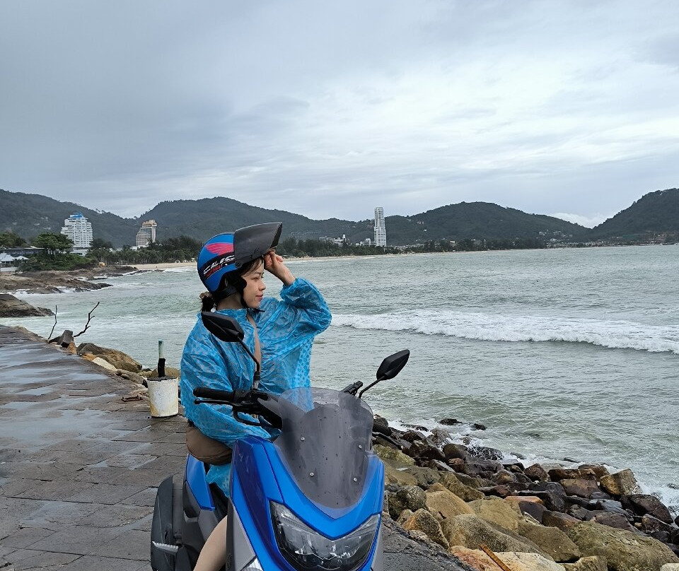 Phuket Scooter Rental-Wichit必去景点