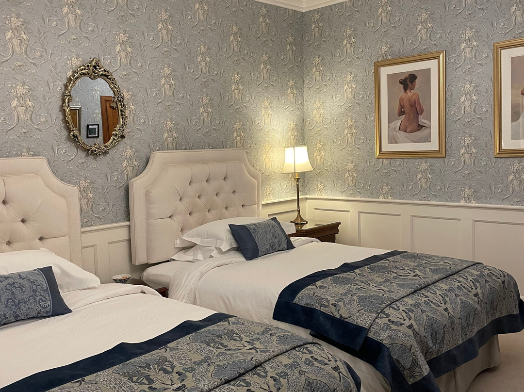 West Acre House主图