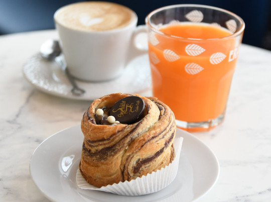 Insolito Cioko Cafè