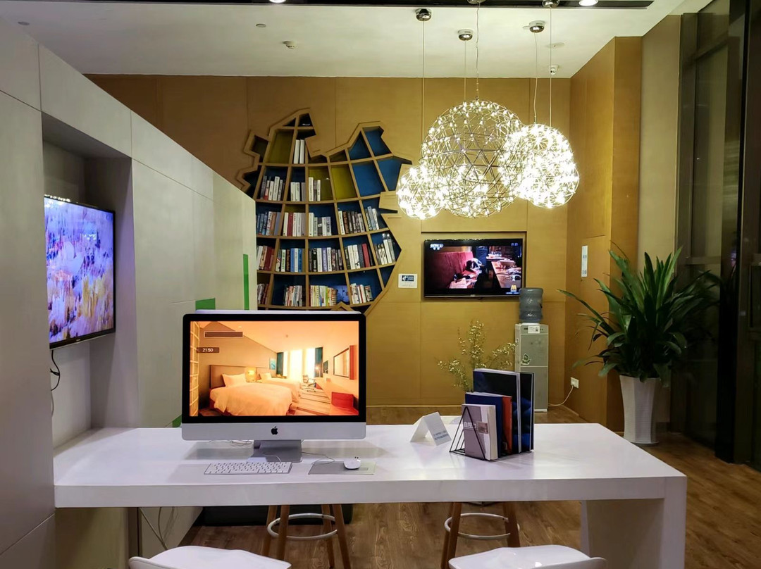 乐山广场智选假日酒店主图