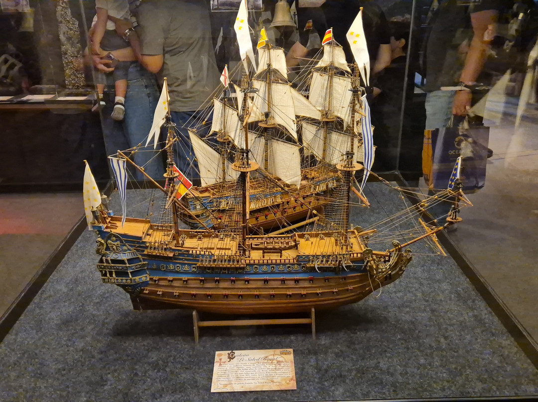 Aventura Pirata-康泊琉海水浴场必去景点