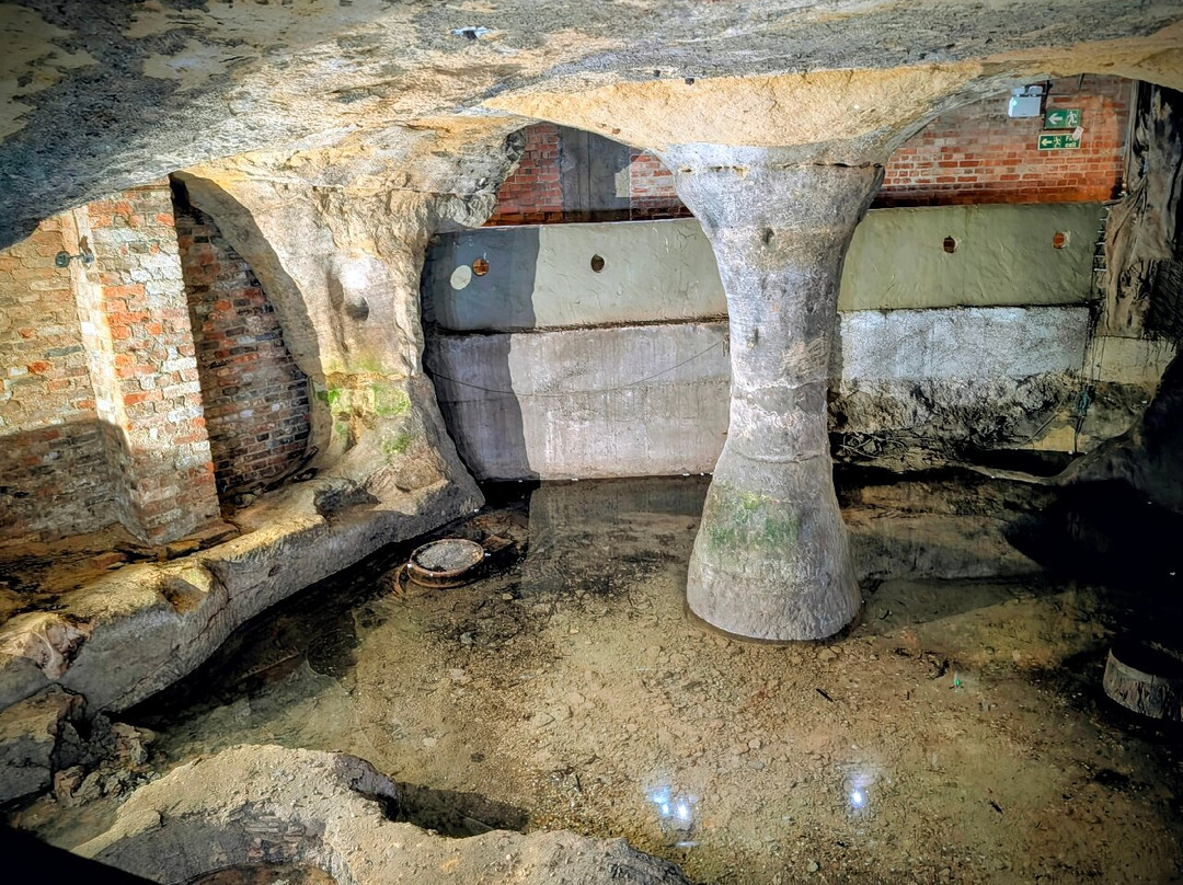 洞穴城-诺丁汉必去景点