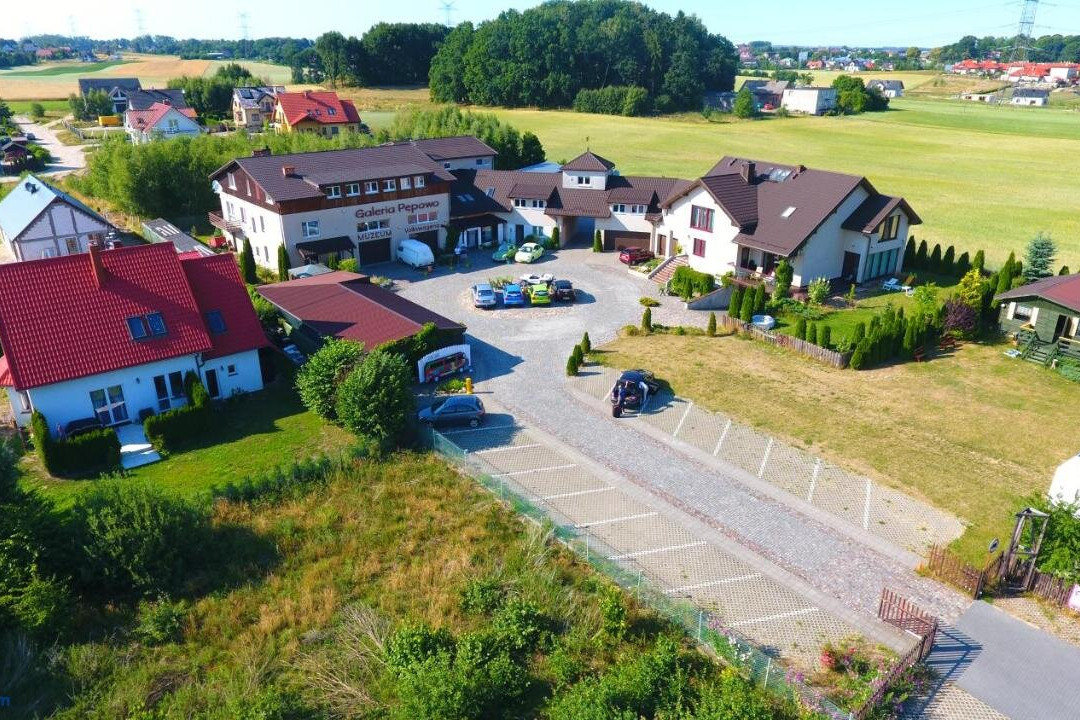 Borkowo酒店住宿-Galeria Pepowo